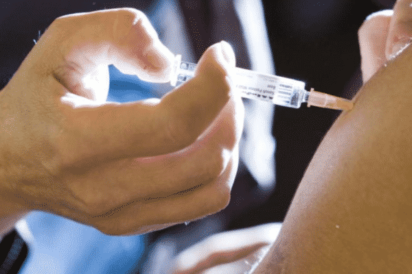 Pogram pengeluaran vaksin covid-19 tempatan perlu diadakan