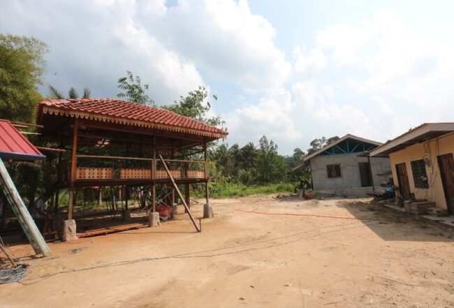 Selepas dihanyut banjir, Ebby Yus bangkit bina rumah baru rumah ebby yus ebby yus kahwin